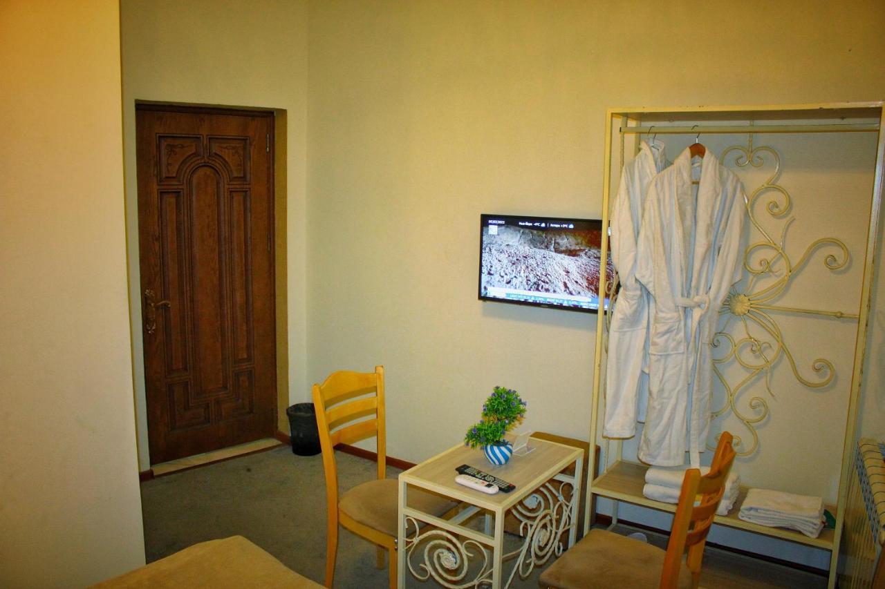 Antique Palace Baku Hotel ภายนอก รูปภาพ